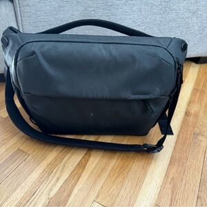 Peak Design 10L Sling V2